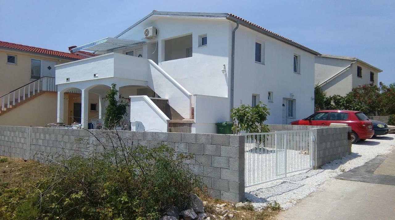 Apartment Nena Vir Exterior photo